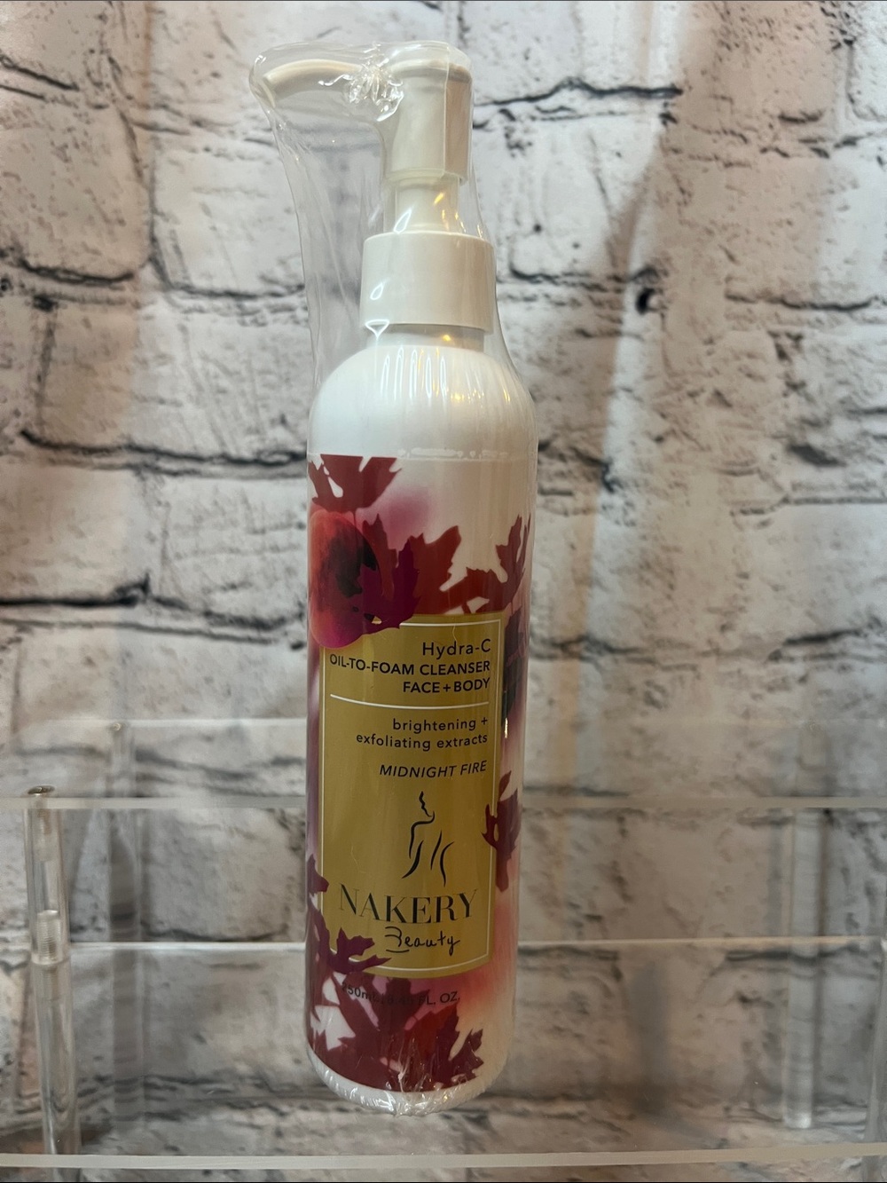 SOLD OUT!! Nakery Beauty Hydra-C Oil-to-Foam Cleanser - Midnight Fire- SEALED